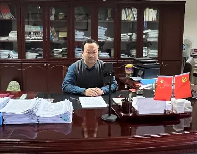 敦煌種業(yè)召開2022年新春團拜會 公司黨委書記、董事長劉興斌致新年賀辭