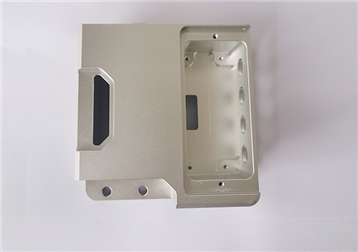 五軸CNC加工和壓鑄的區(qū)別？